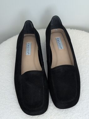 Calico Black Suede Loafers for Women 6.5